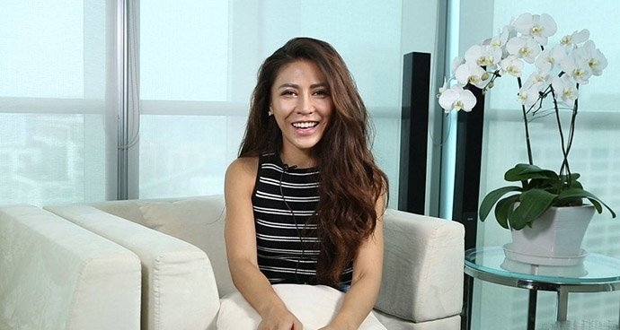 艾怡良是混血吗