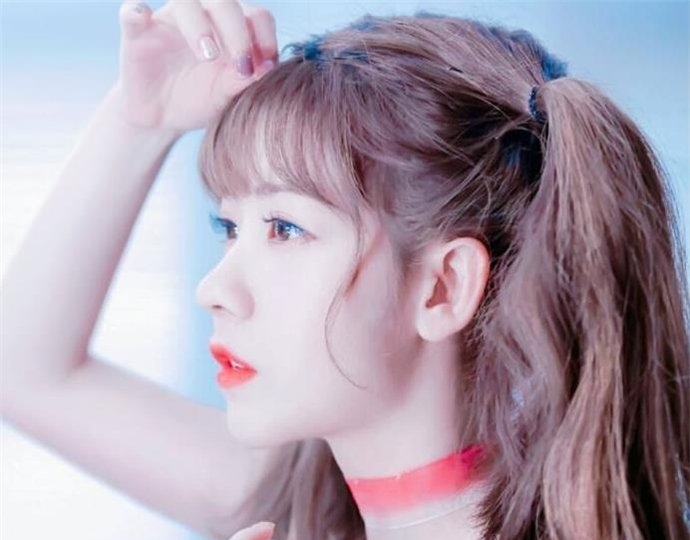 赖美云个人资料