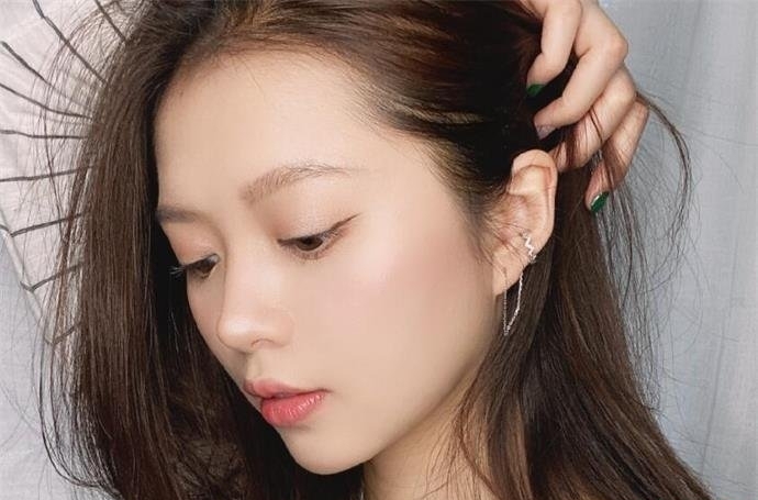 丁可儿年龄多大