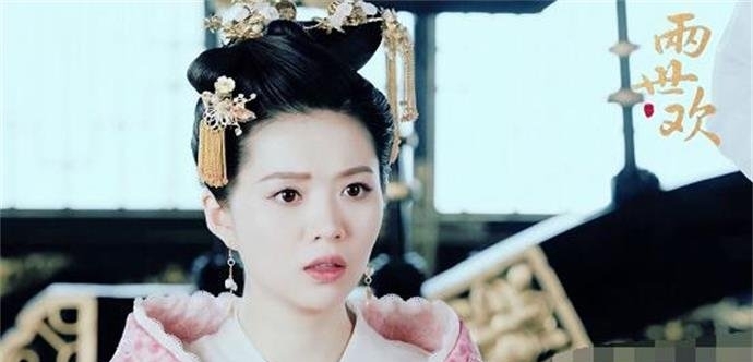 丁可儿两世欢剧照