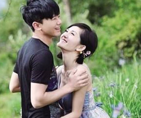 张杰打谢娜照片大全 是真爱就没有那么容易被摧毁