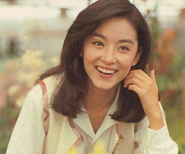 林青霞年轻时最美图片大全 这样的颜值没有几个人能比