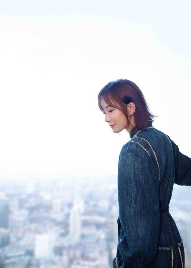 《被光抓走的人》南京路演 王珞丹探讨爱情是非题