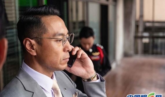 《误杀》预告海报双发引期待