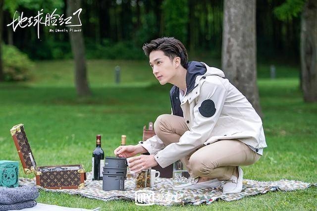 《地球脸红了》会员撒糖收官“实验网剧”新尝试开行业先河