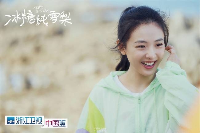 《冰糖炖雪梨》今晚开播 吴倩张新成开启“冰糖”系甜恋