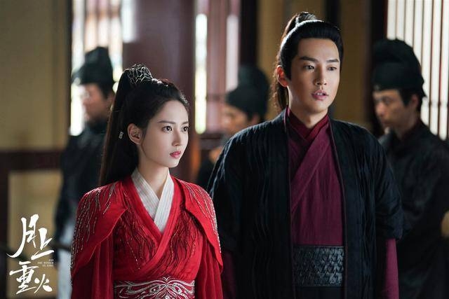 罗云熙陈钰琪《月上重火》持续热播 江湖风云交织情路百折