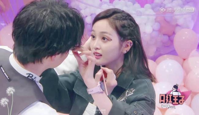 吴宣仪曝光私家化妆台《口红王子》现场人设大反转