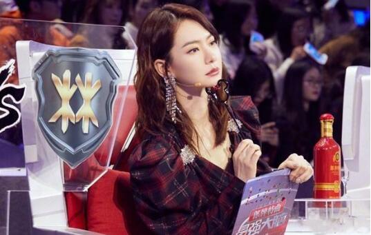 戚薇发文怼鲍云力挺王易木怎么回事 鲍云质疑《最强大脑》真的作弊吗