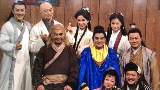 《王牌对王牌》97版天龙八部剧组重聚 贾玲成新版王语嫣对战李若彤