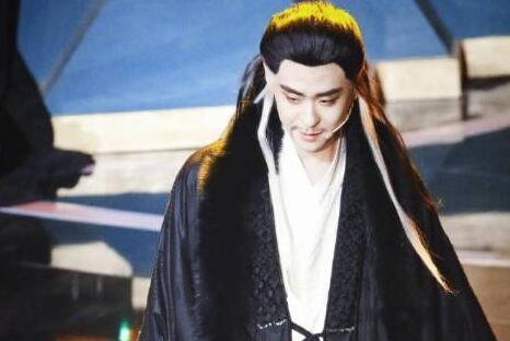 张云雷版杨过撞脸陈赫搞笑又帅气 《欢乐喜剧人5》嗨爆神雕名场面