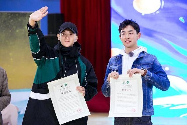 王彦霖：这个世界太美了 无私保护世界的那些人更美