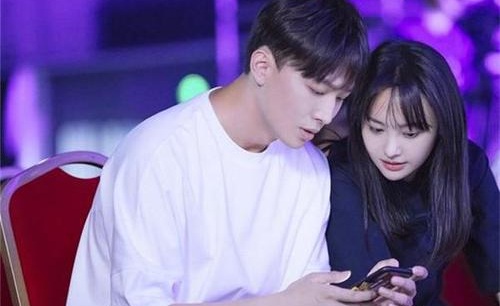 郑爽也回应五年内没有结婚计划还有恋爱脑的事情，