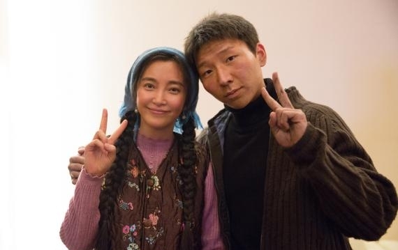 阿如那搭档李冰冰演绎《图雅的婚事》 出色演技圈粉名导