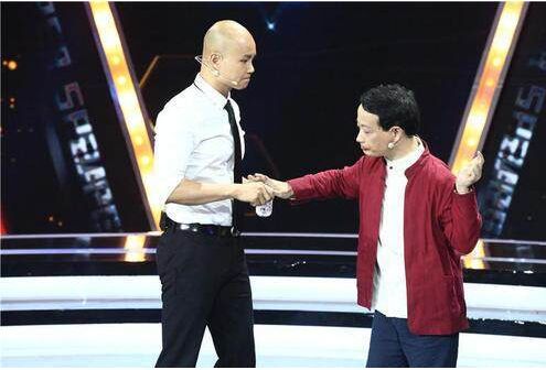 乐嘉蛋碎事件是真的吗 录制节目发生意外导致乐嘉睾丸破裂