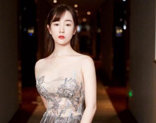 张檬回应整容  背后原因让人唏嘘