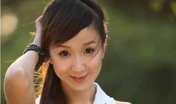 娄艺潇最近在干什么  出道多年却一直大红不起来