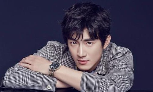 近日林更新张大奕直播两人互动十分的亲密