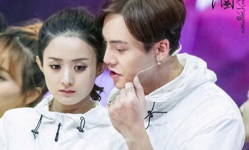 还有就是当初赵丽颖和陈伟霆连续合作了两次之后，