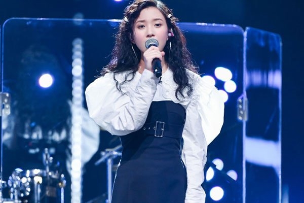 洪一诺中国好声音唱歌视频 腥风血雨的体质有助于她走得更远