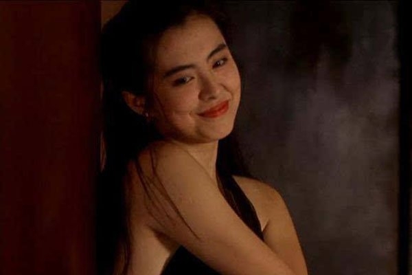 王祖贤三级片大尺度 被凌辱的女神怪不得退出娱乐圈