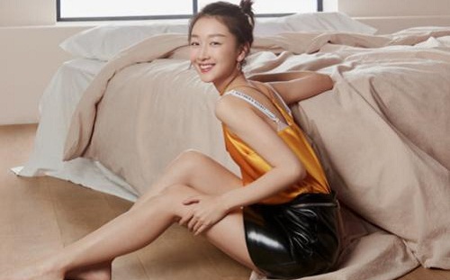 周冬雨代言维密