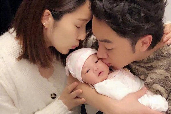 王祖蓝有宝宝了吗 如今已经成了十足的女儿奴