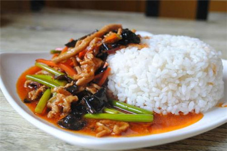 鱼香茄子盖浇饭