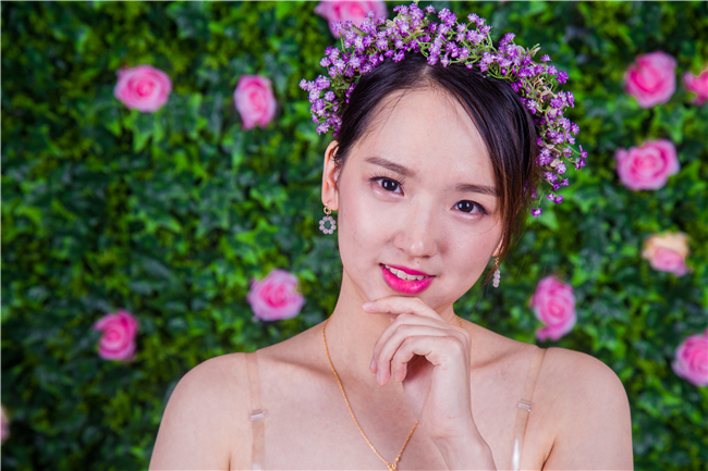 仙人掌花语 外表布满棘刺内心柔软背后是如此精神